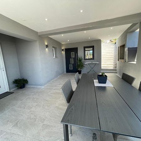 Ferienwohnung Primus Strbic Ploce  Exterior foto