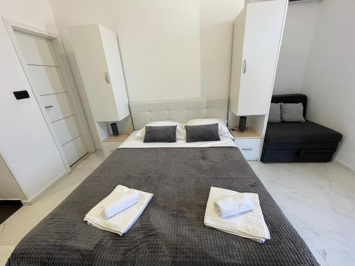 Ferienwohnung Primus Strbic Ploce  Exterior foto