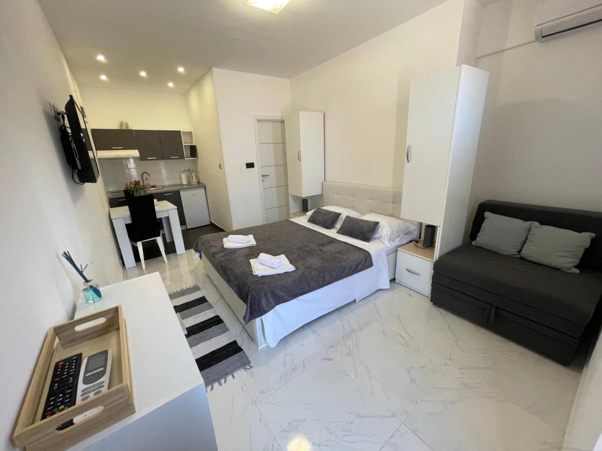Ferienwohnung Primus Strbic Ploce  Exterior foto
